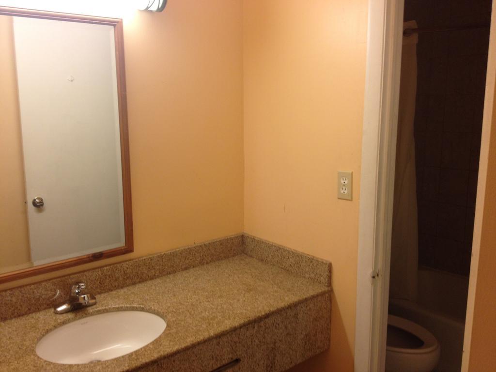 Fort Eustis Inn Newport News Esterno foto